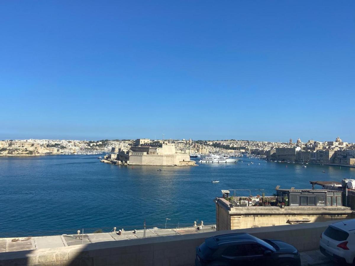 Valletta Seaview Townhouse Exterior photo